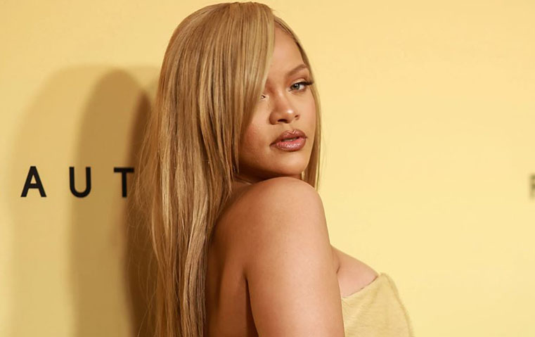 بعد بيونسيه ريهانا تطلق مجموعتها الخاصة للعناية بالشعر Fenty Hair