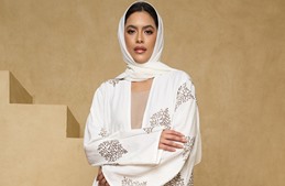 انغمسي في رحلة أزياء غاية في التفرّد مع مجموعة Golden Allure من Couturelabs